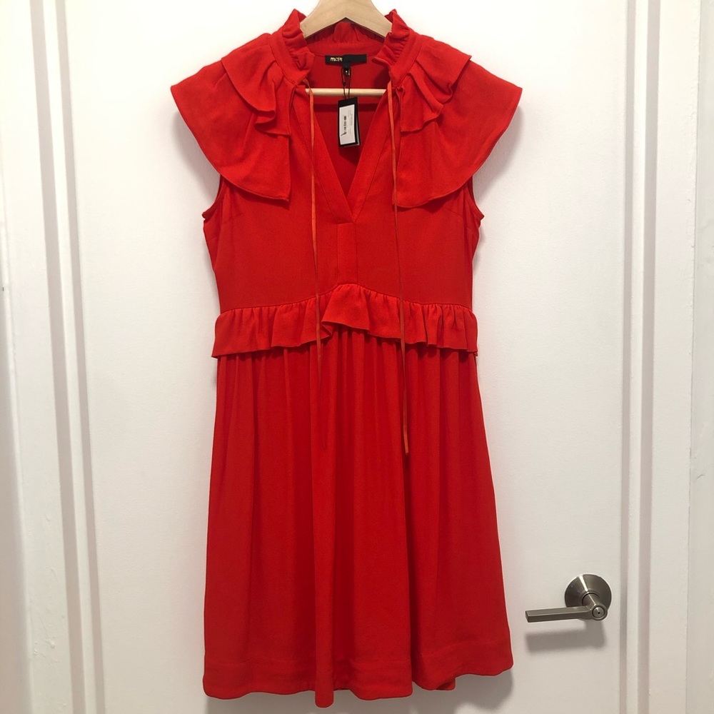 Sleeveless crepe dress